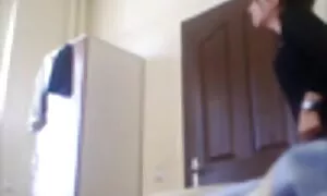 عمیق فیلم سکس دکتر خارجی در گلو, گلو