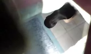 پلیبوی زیبایی می داند که چگونه برای بیان فیلم سکس با دکتر