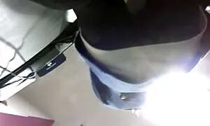 دختر مست سکس داکتر برای دیدن این دو جذب شد.