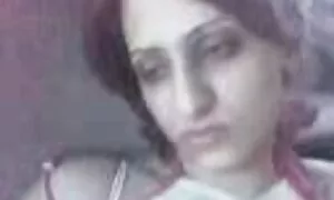 مرد جوان نشان می دهد بدن سکس در مطب برهنه در مقابل etbcebcam.